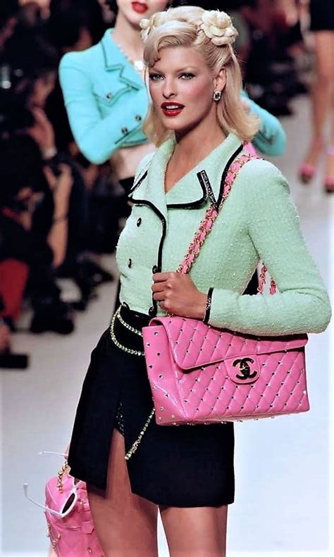 linda evangelista chanel 1995|linda evangelista freedom 90.